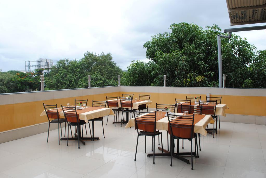 Hotel Swan Inn Pune Esterno foto