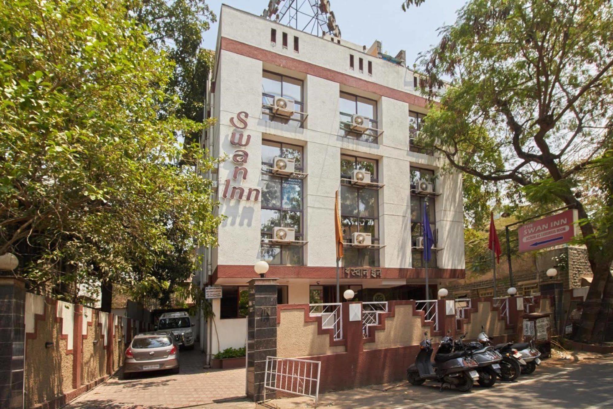 Hotel Swan Inn Pune Esterno foto