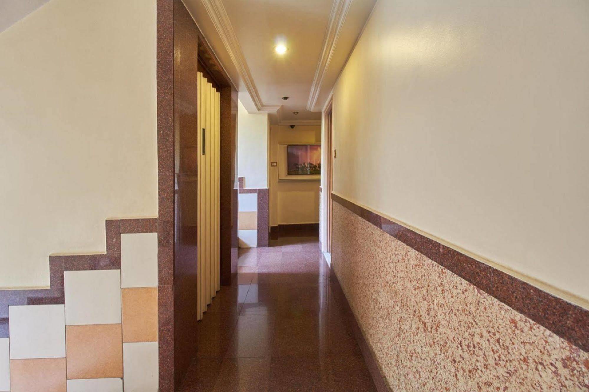 Hotel Swan Inn Pune Esterno foto